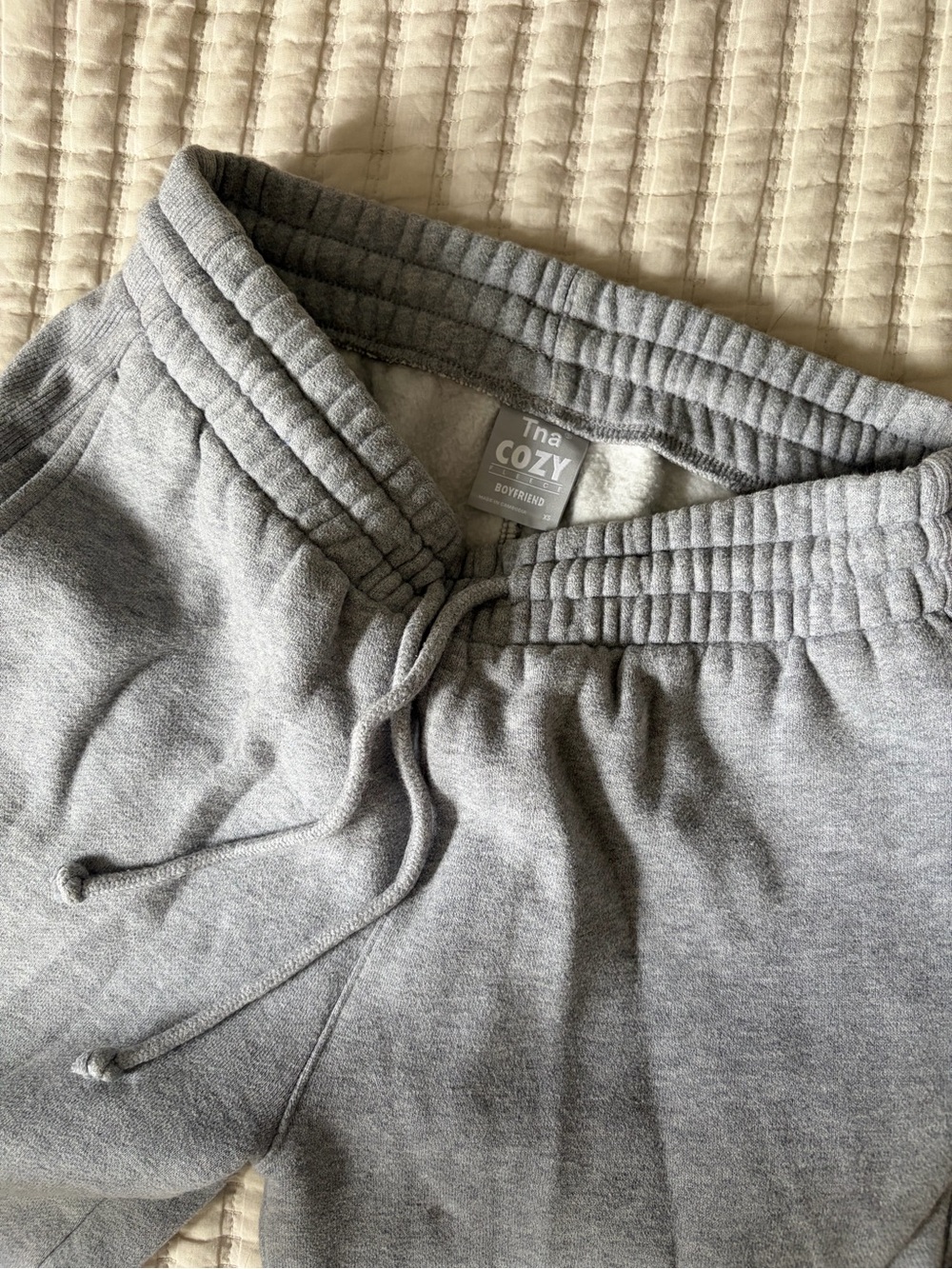 Tna Cozy Grey Sweatpants
